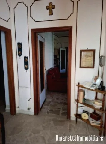 VENDE APPARTAMENTO A VILLA SAN GIOVANNI (RC)  VIALE R. LARUSSA